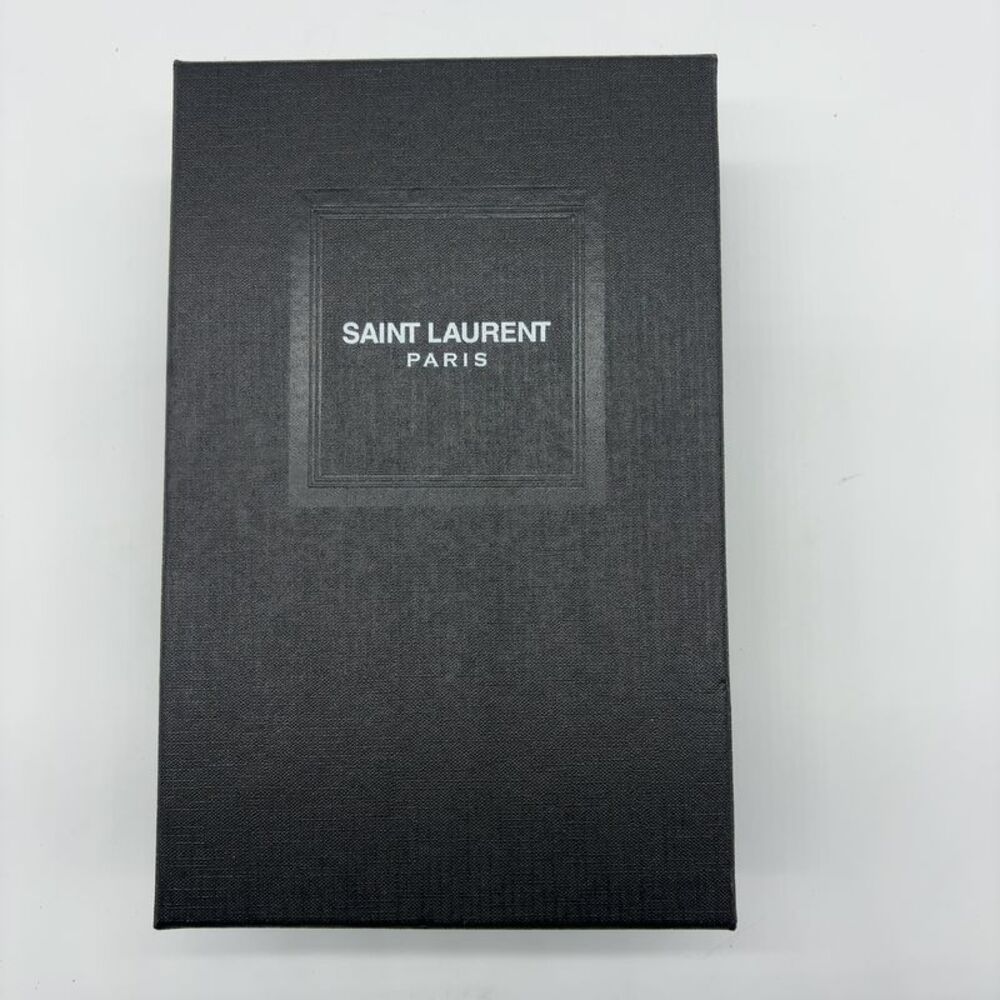 Yves Saint Laurent Cassandre Chain Wallet In Lambskin - Picture 10 of 10